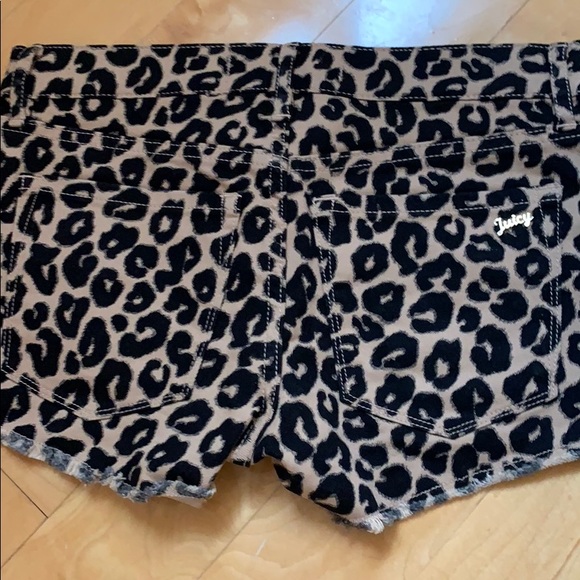 Juicy Couture Animal Print Short Combo - Picture 5 of 6